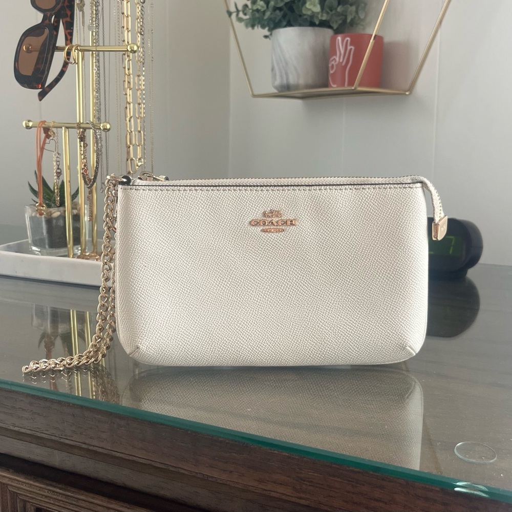 COACH WRISTLET!!!